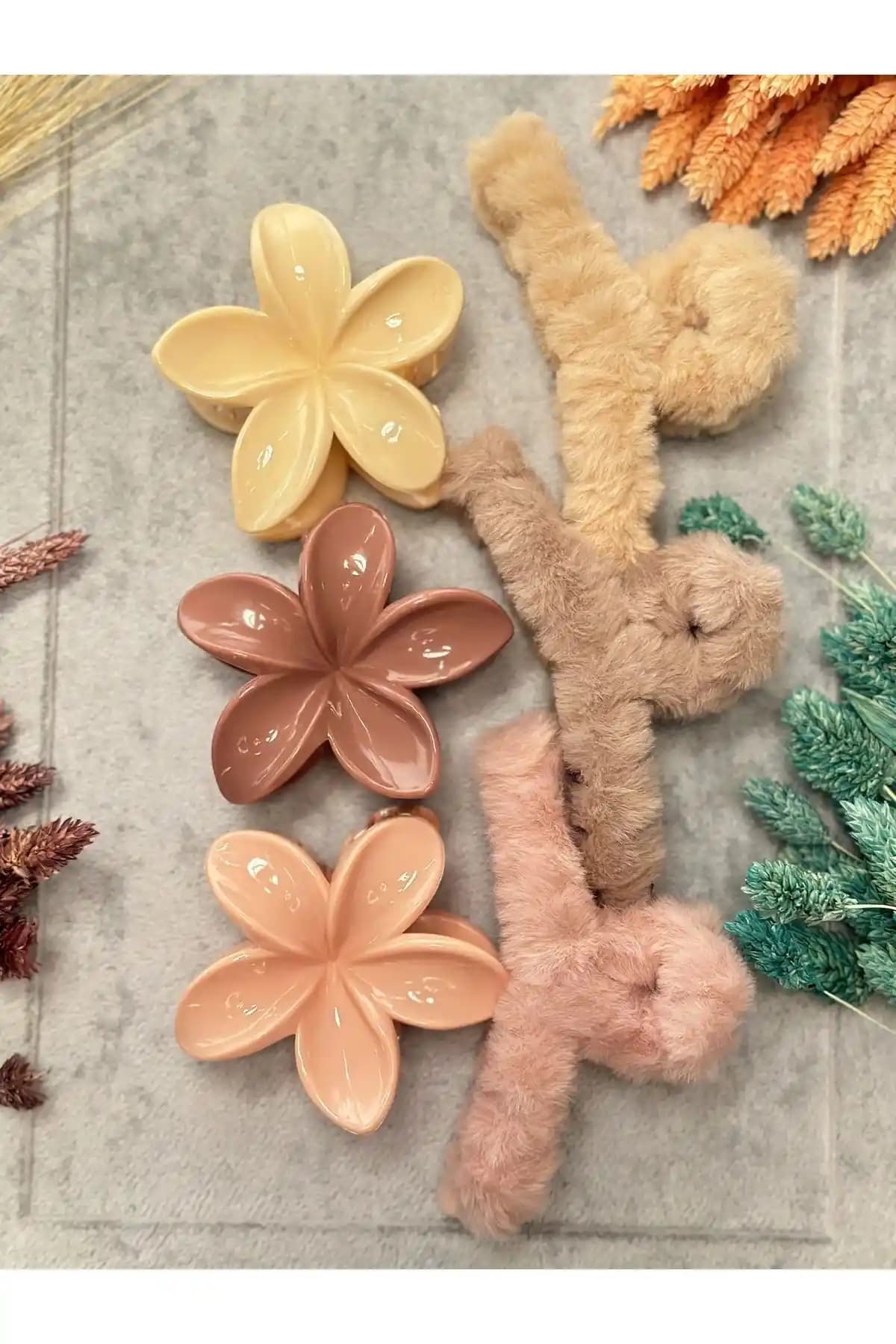 Pregio Kadın XL Peluş Tüylü Mandal Toka Seti Şıklık ve İşlevsellik Bir Arada