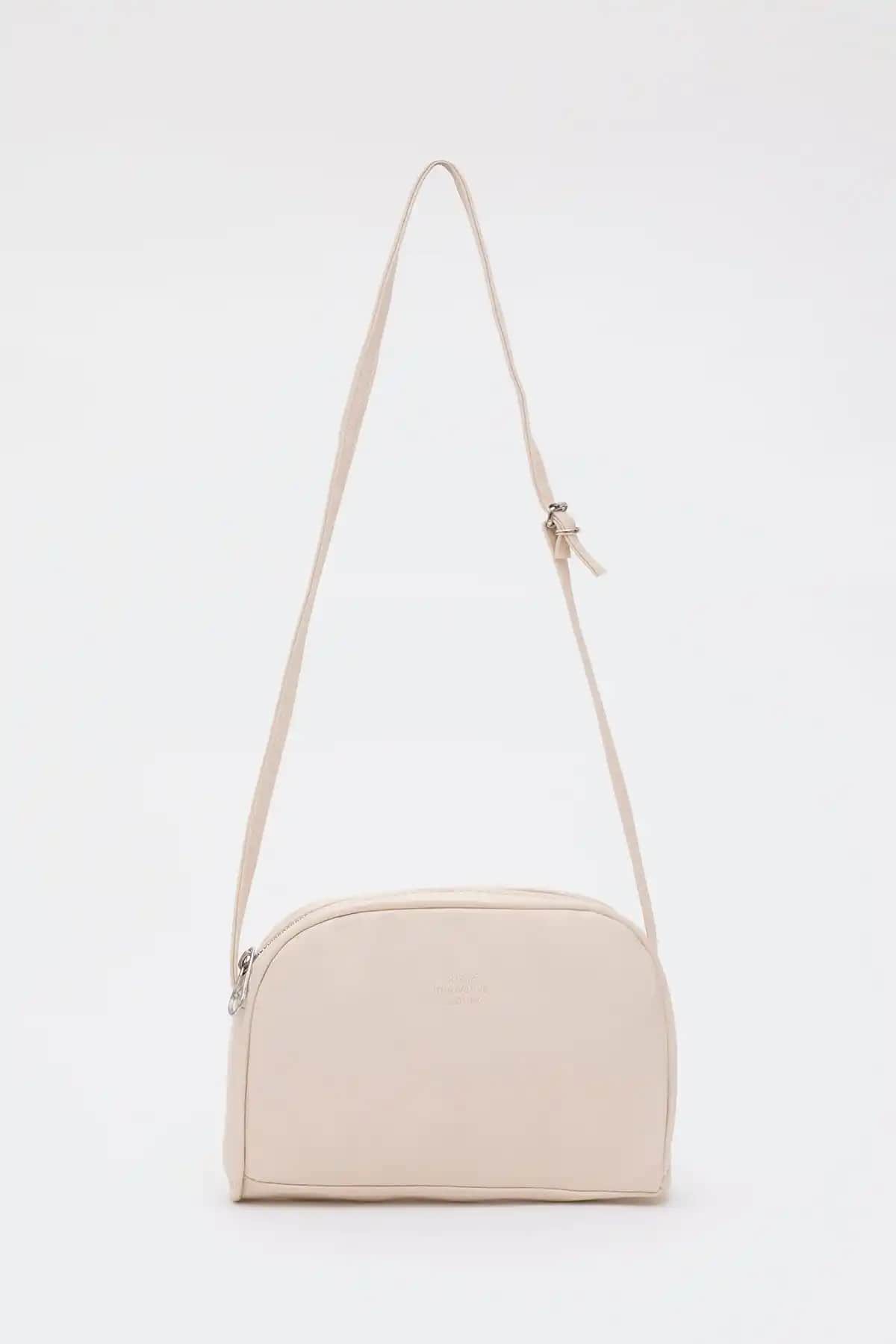 Shaka Krem Çanta Karşılaştırması: Mini Urban ve U23 Tek Fermuar Modelleri