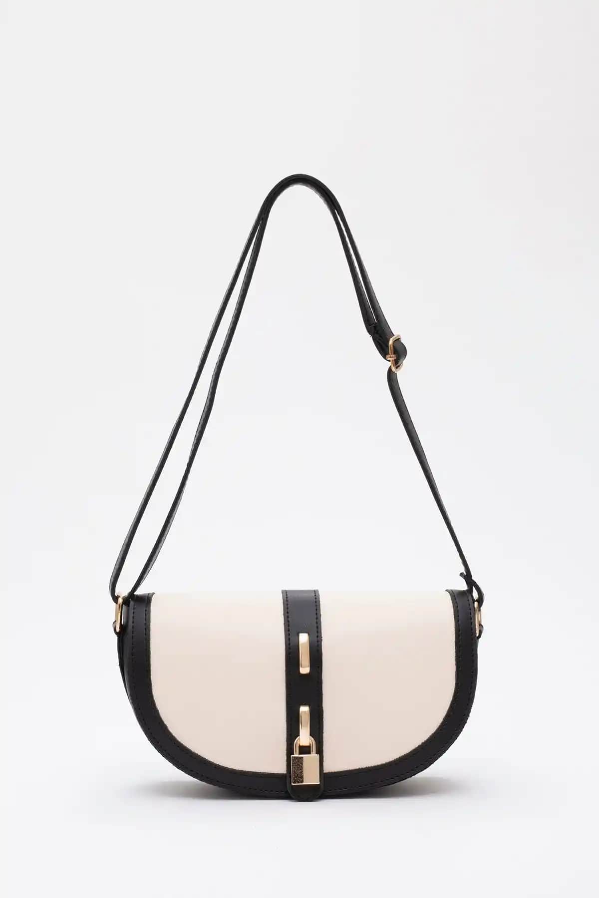 Shaka Siyah Çanta Modelleri Karşılaştırması: Shk92 ve Shk93 Özellikleri