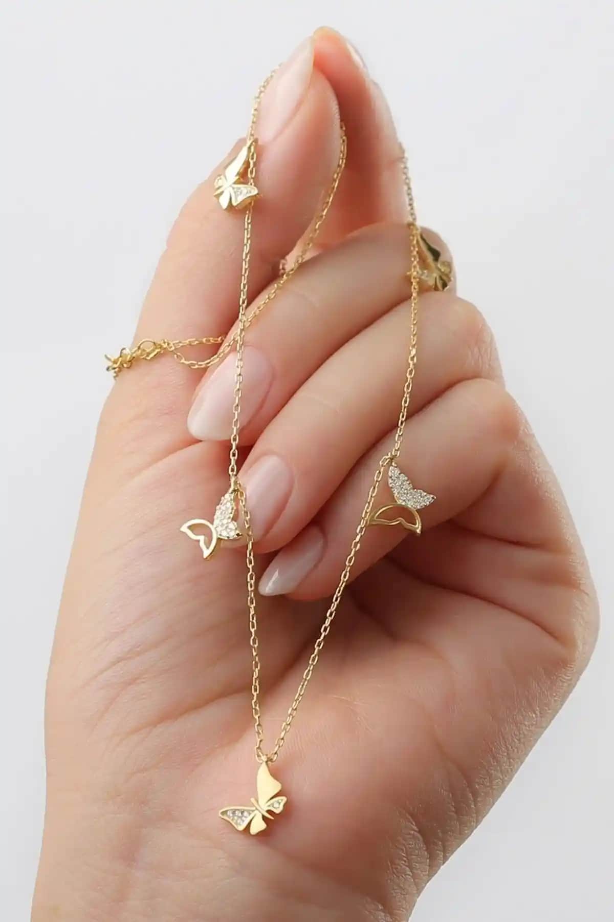 SILVANO 925 Ayar Gümüş ve Altın Kaplama Kolye Karşılaştırması ve Özellikleri