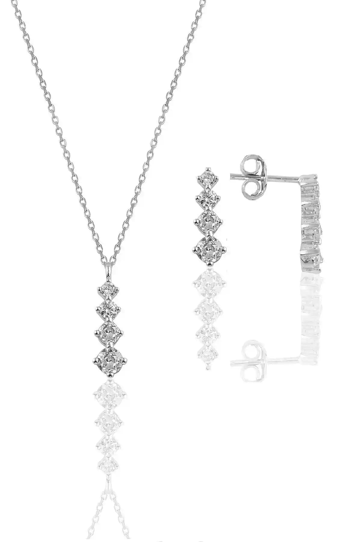 Söğütlü Silver Gümüş Takı Setleri Karşılaştırması: Rodyumlu Zircon ve Pırlanta Modelleri