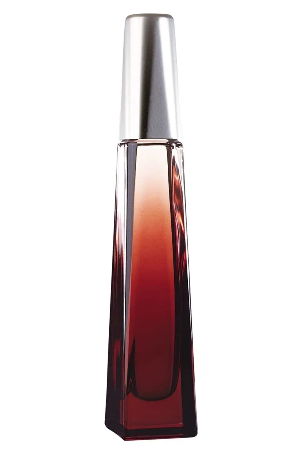 Avon Surrender Erkek Parfüm İncelemesi: Kış İçin Etkileyici Bir Seçenek