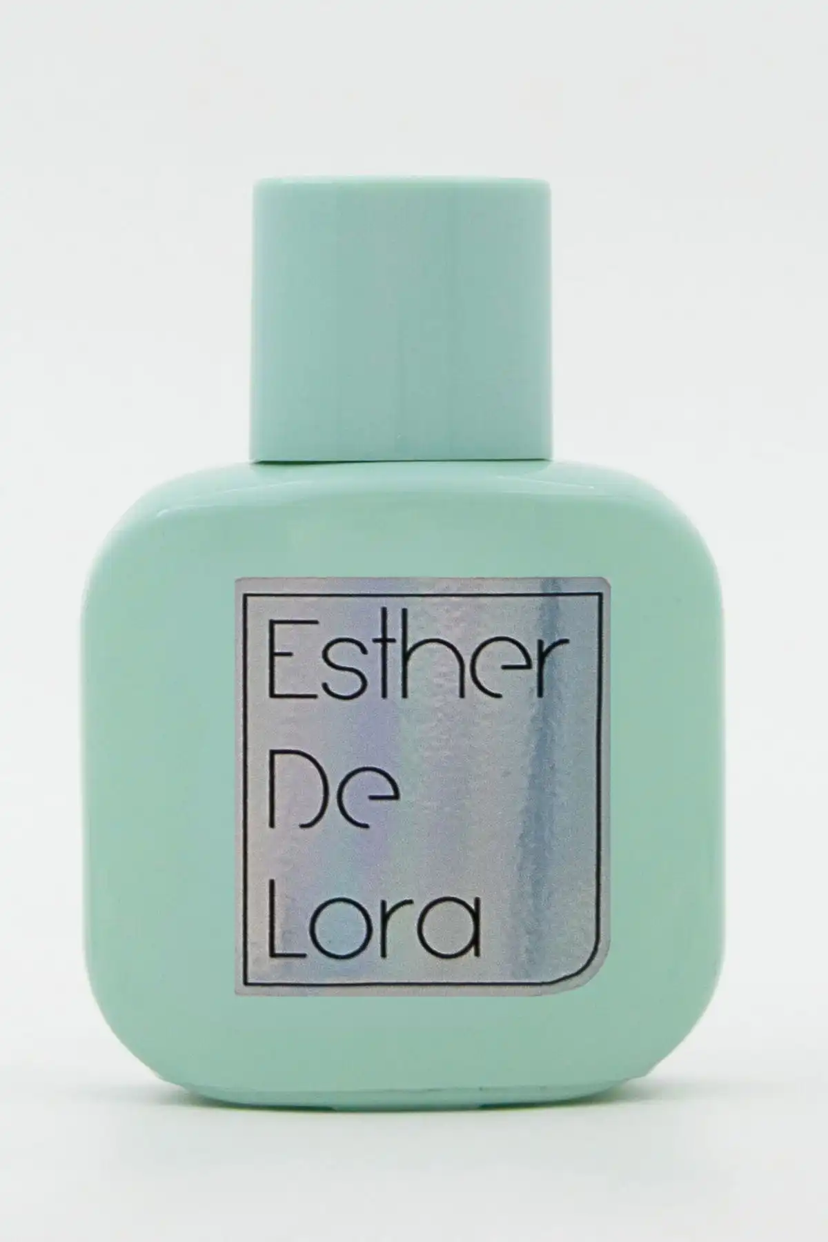 Esther De Lora Baccarat Rouge %40 Esans İncelemesi: Kalıcı Unisex Parfüm Özellikleri